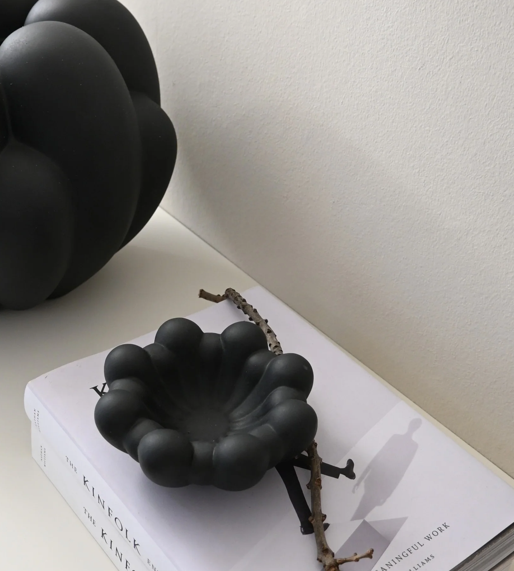 Bloom Tray Mini - Black by 101 Copenhagen | Shop designer