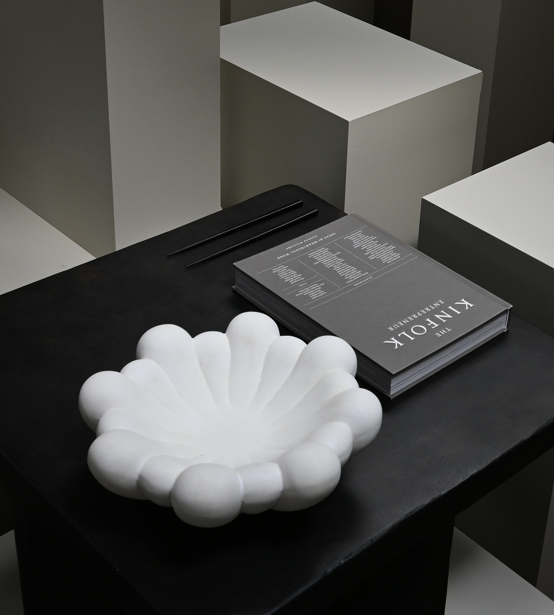 Bloom Tray Medio - Bone White