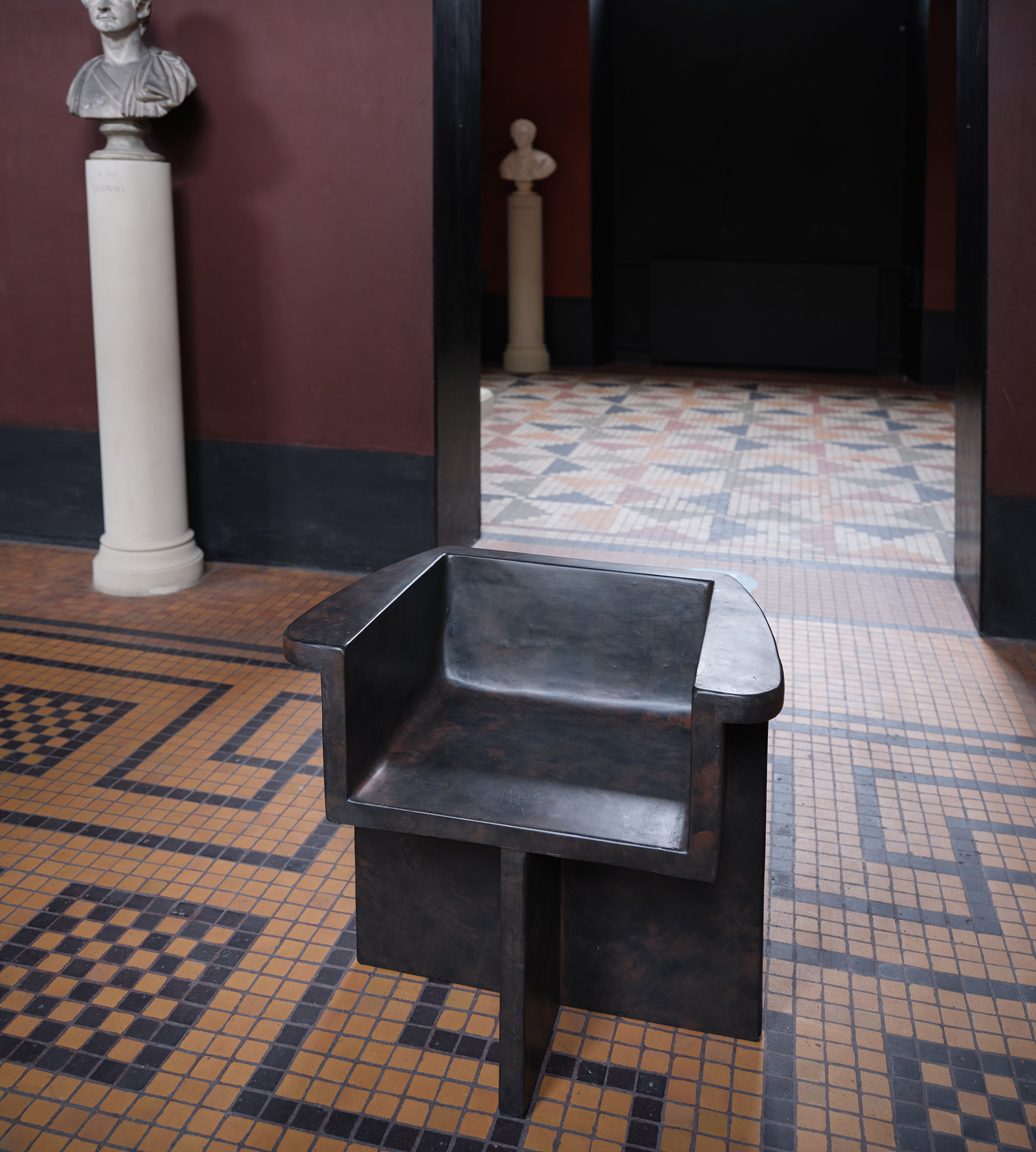 Brutus Dining Chair - Coffee