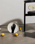 Les Mains Dinner Plates - Black (set of 2)