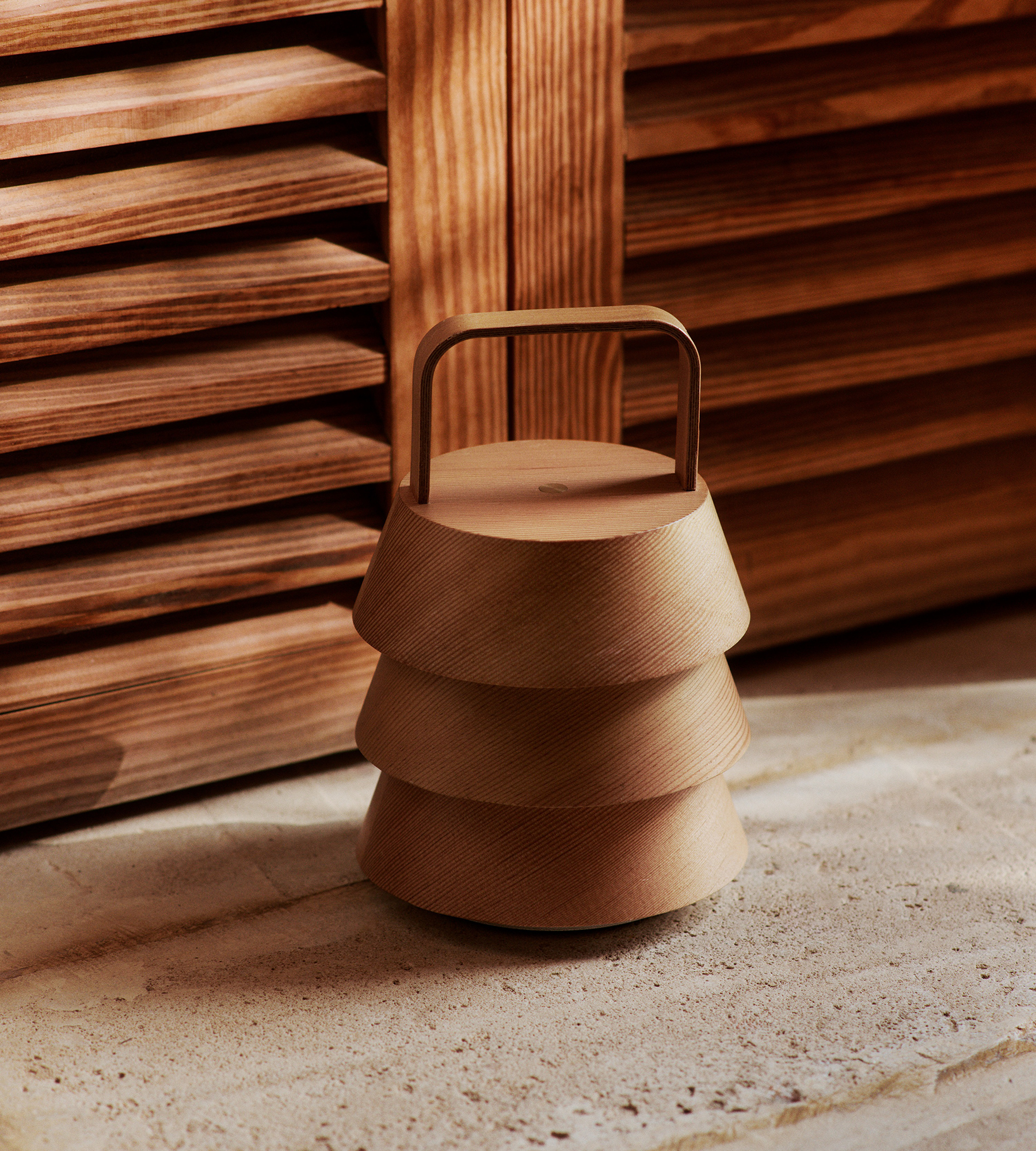 Luver Portable Lamp