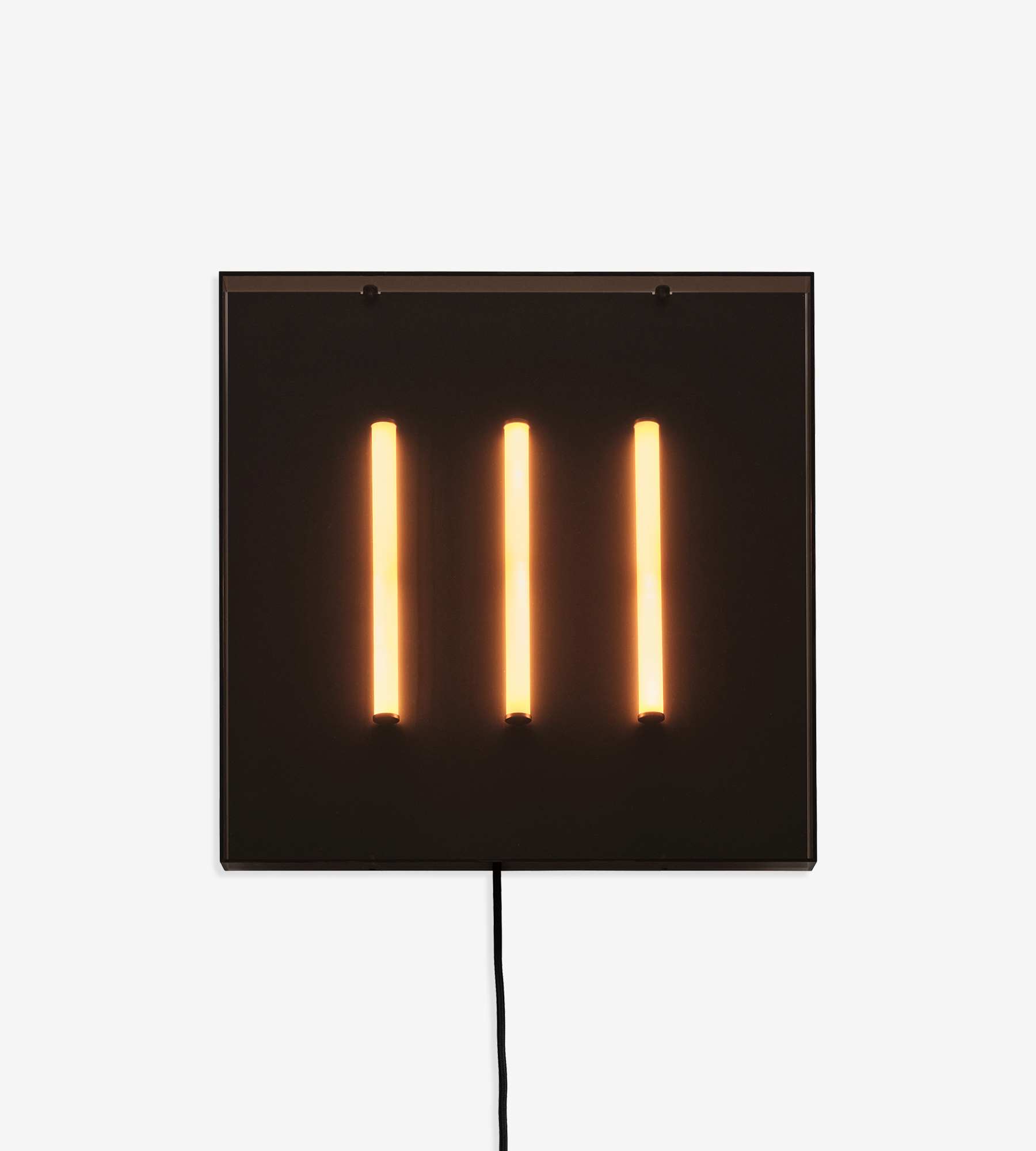Trois Wall Lamp