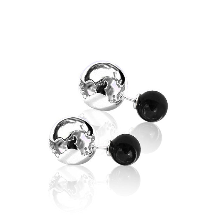 Cristina Ramella Artelier - Globe & Pearl Earrings
