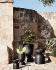 Hourglass Pot Black - Medium