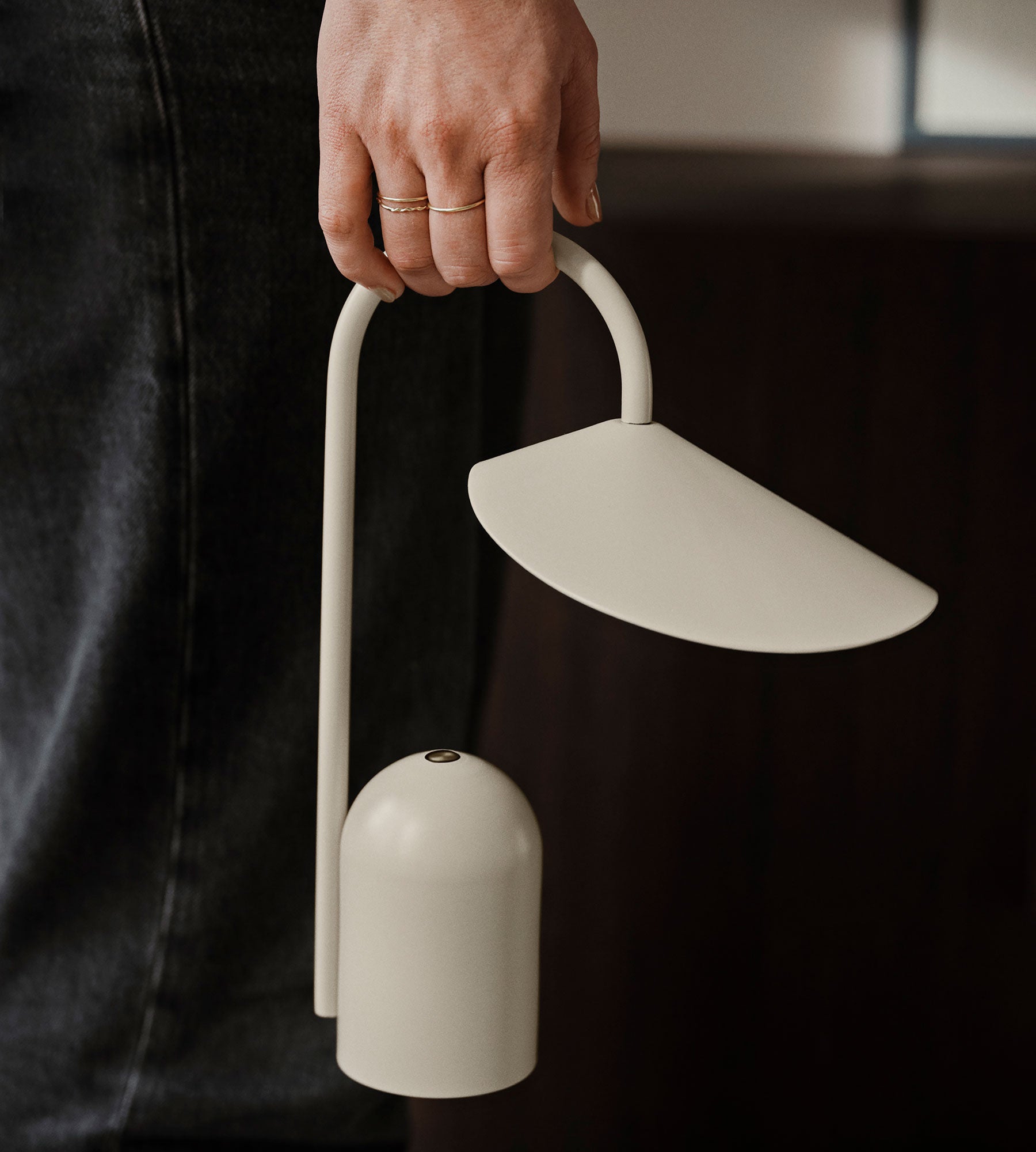 Arum Portable Lamp - Cashmere