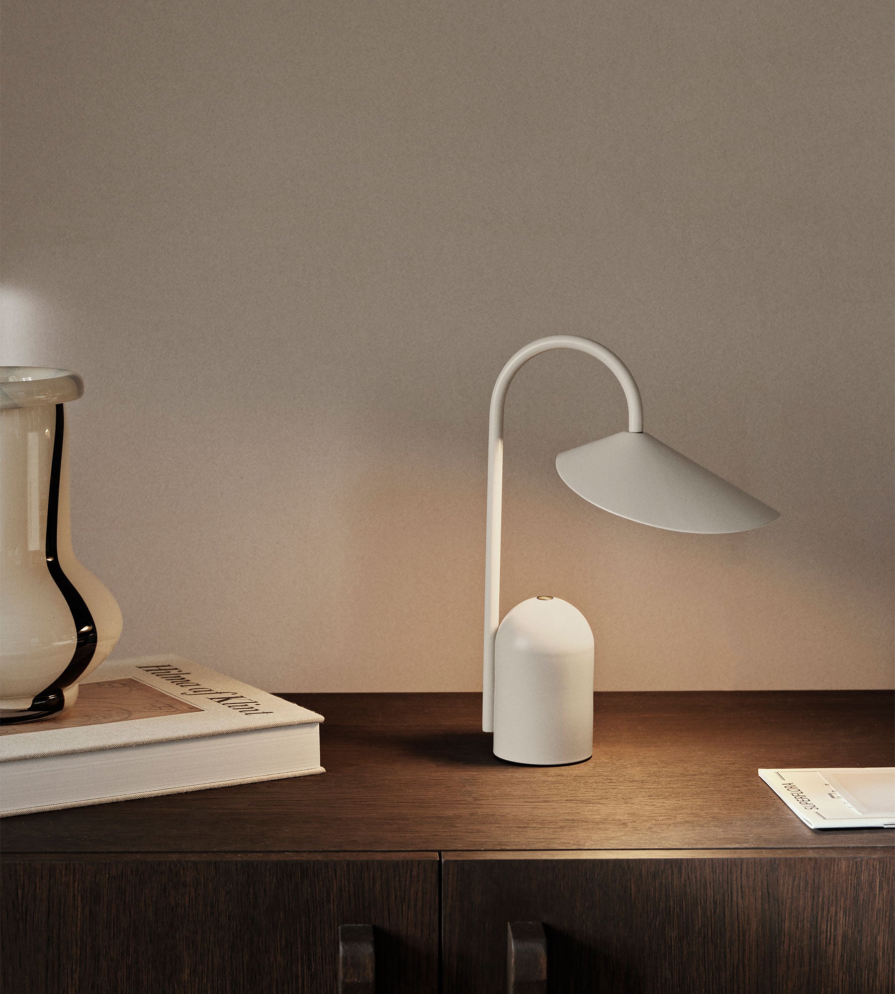 Arum Portable Lamp - Cashmere