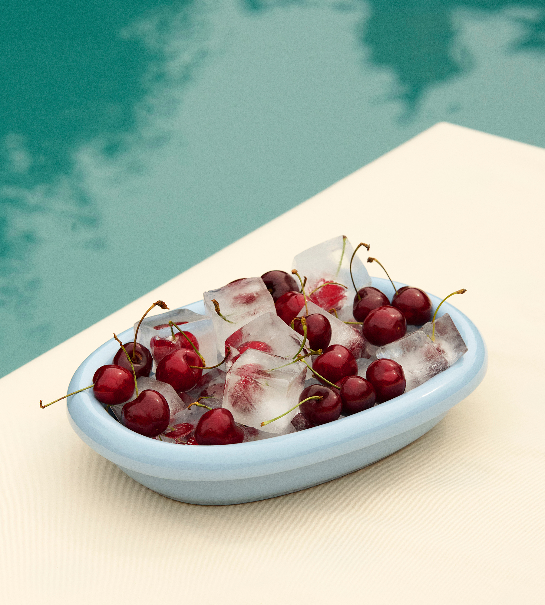 Barro Oval Dish Small - Light Blue