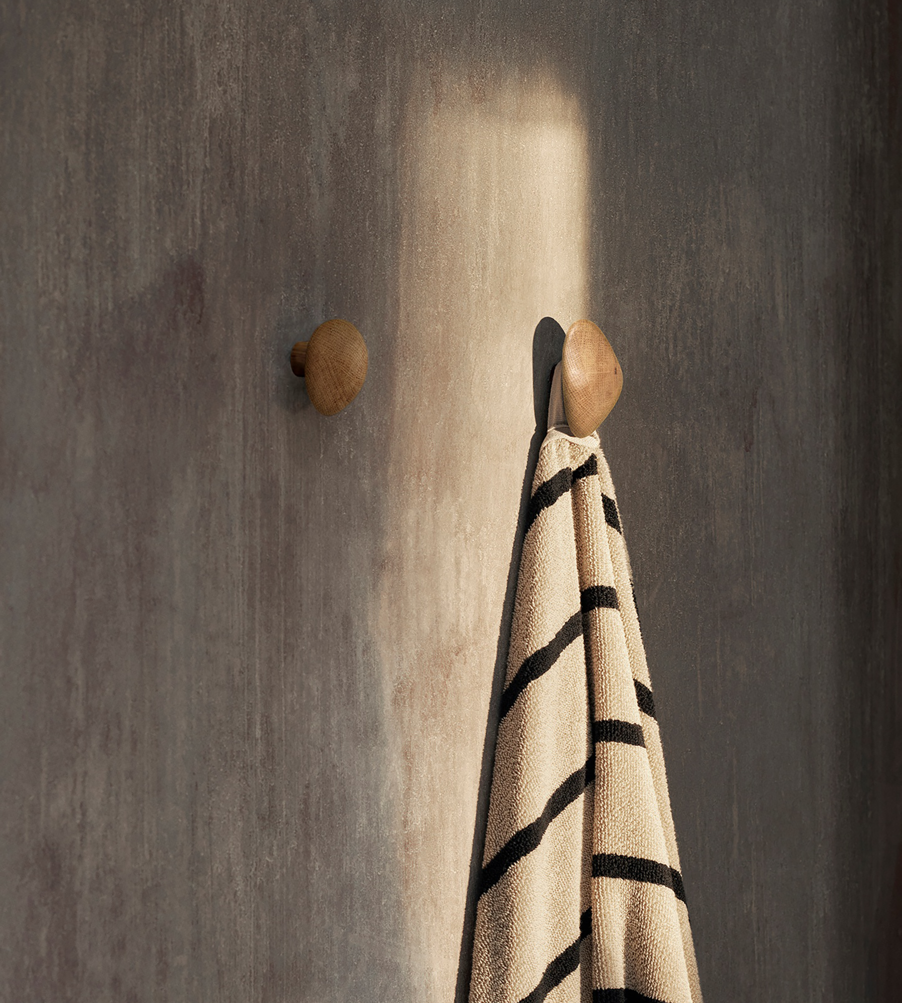 Cairn Hooks (set of 2) - Oak