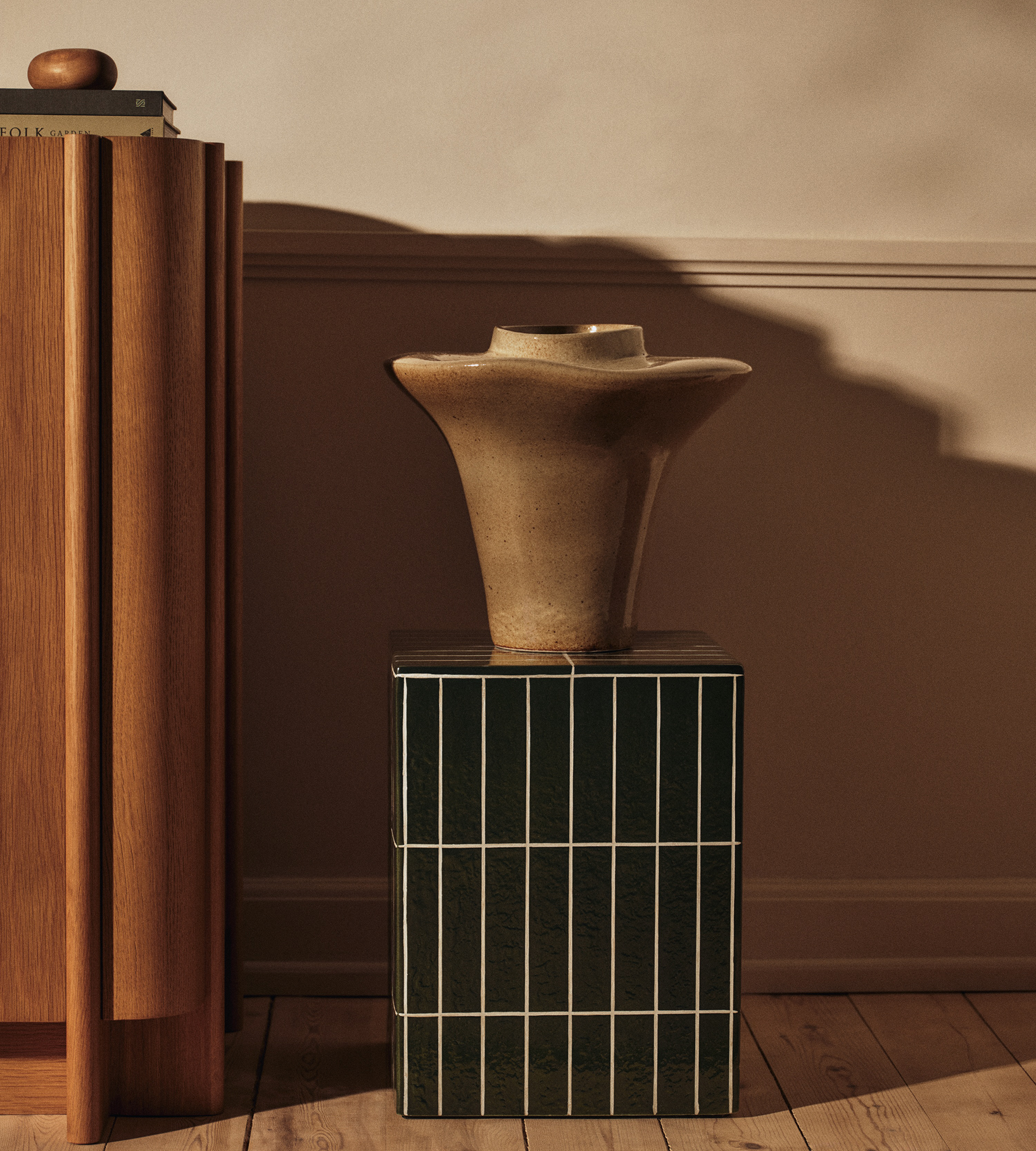 Evio Vase Large - Elm Green