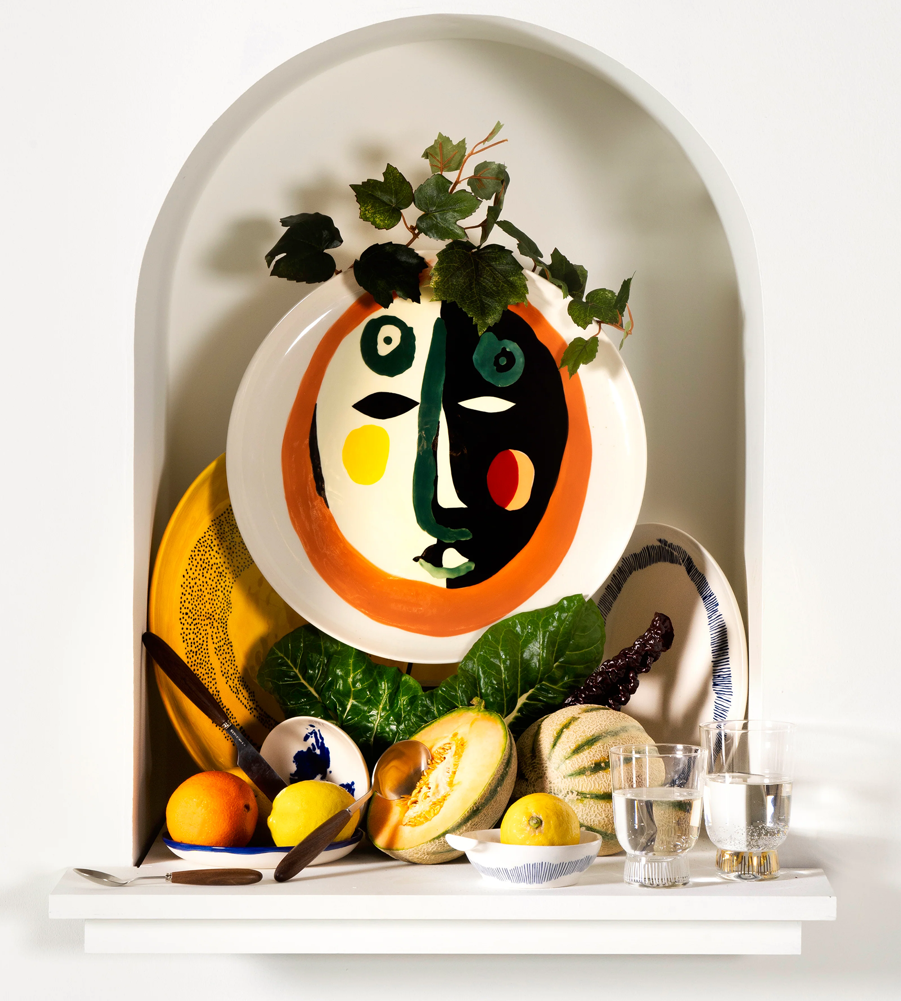 Feast Serving Plate Face 1