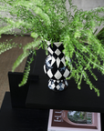Rhombic Vase - Black